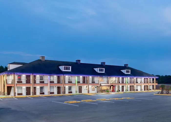 Baymont By Wyndham Commerce Ga Near Tanger Outlets Mall